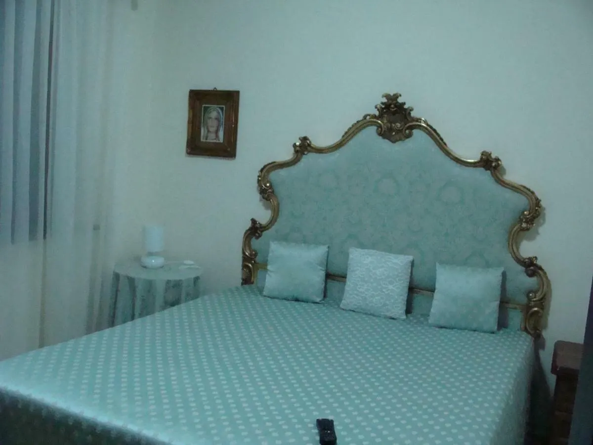 Villa Luisa Portici 0*,